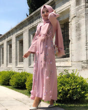 Load image into Gallery viewer, 3D Flower Open Abaya - Pink
